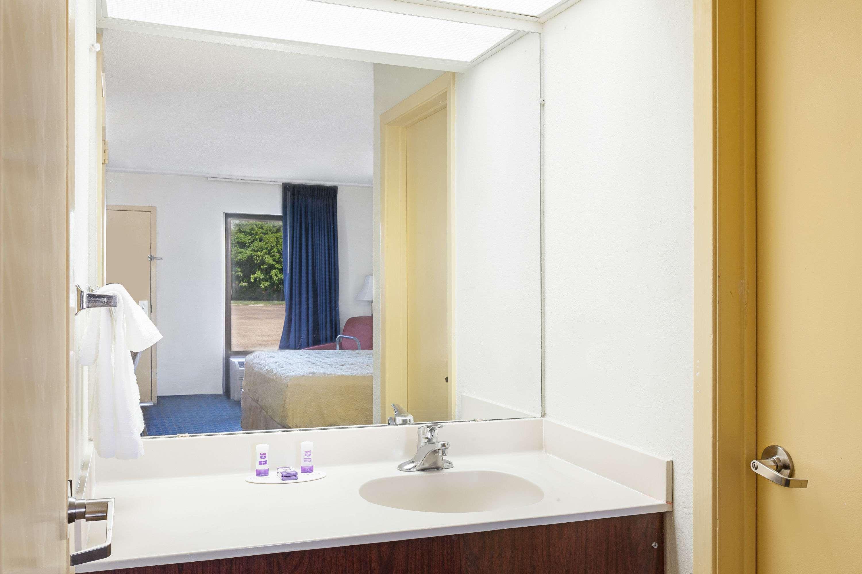 Surestay By Best Western Victoria Exterior foto